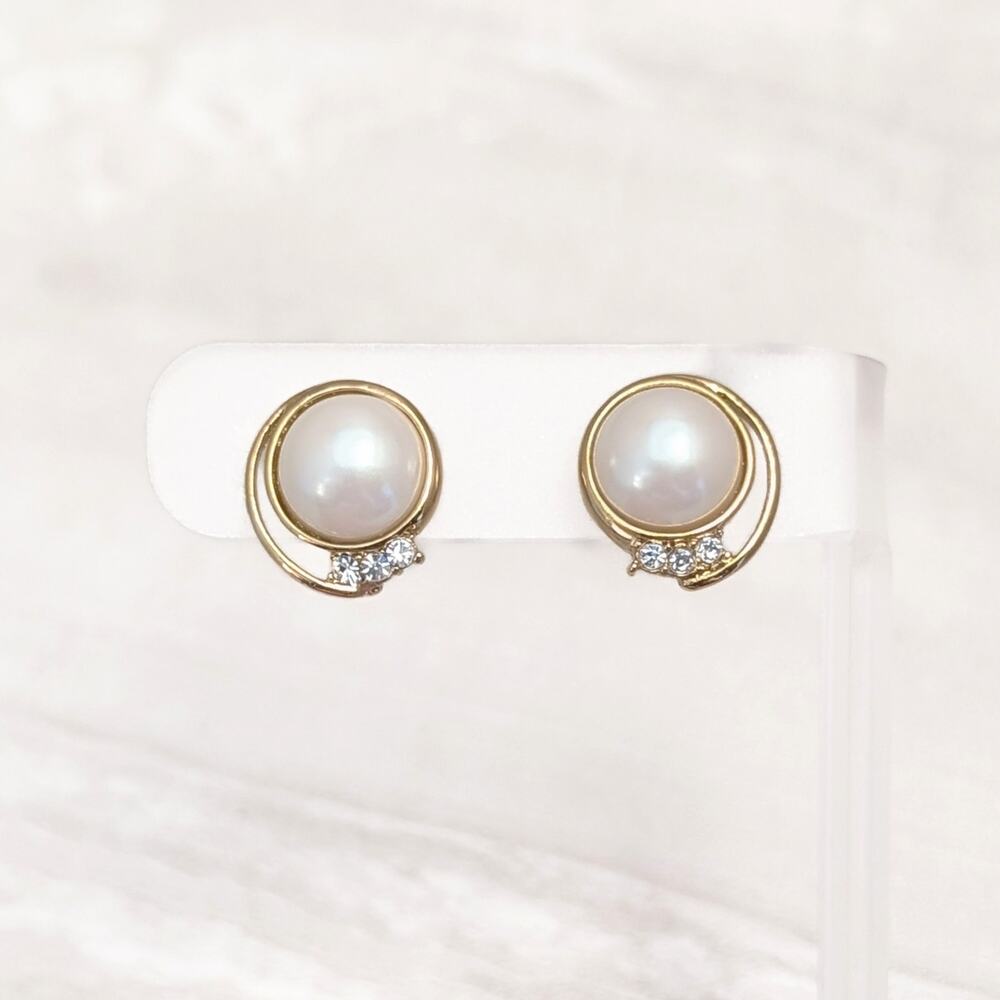 Vintage Clip On Earrings - Stylish & Regal - Faux Pearl, Gold Tone, Clear Gems